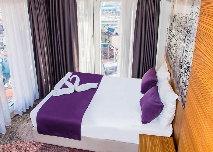 Hotel City View Deluxe