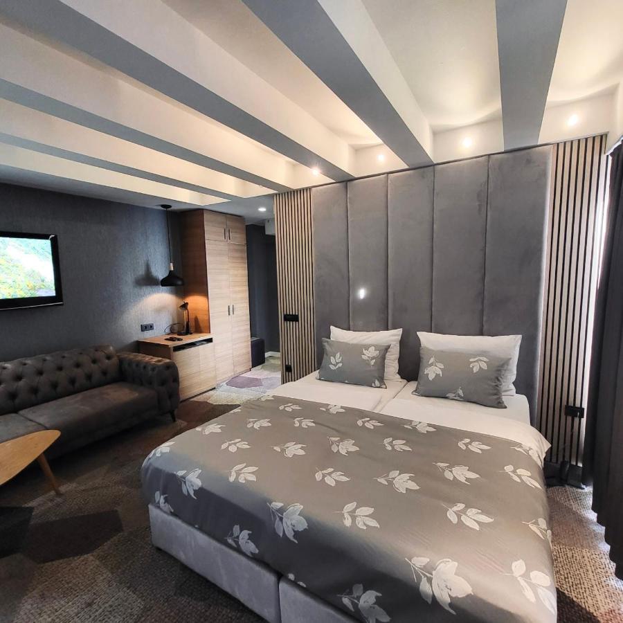 View Deluxe 4* SJJ