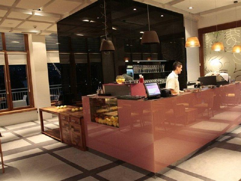 View Deluxe Otel 4*